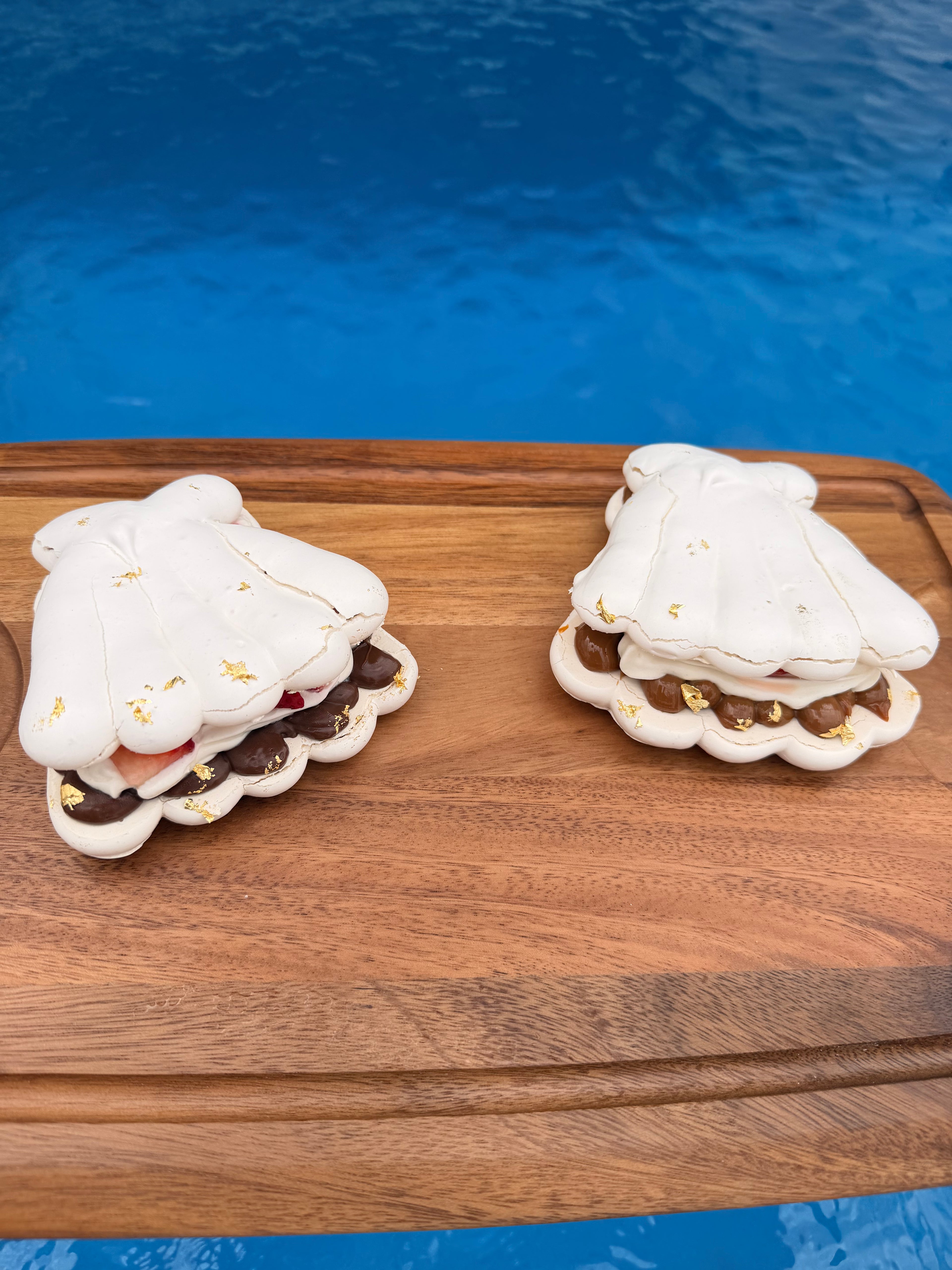 Seashell pavlova